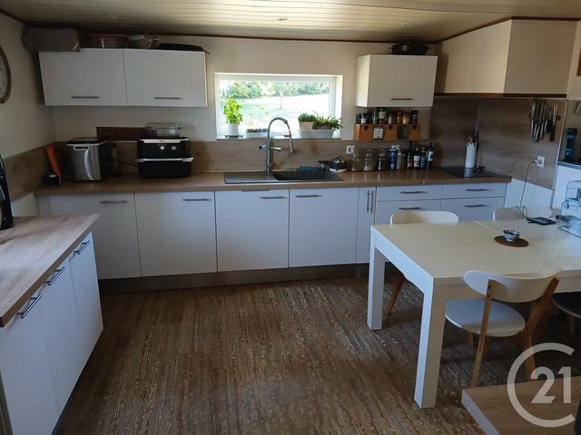 maison à vendre - 7 pièces - 207.8 m2 - ST SAUVEUR LA POMMERAYE - 50 - BASSE-NORMANDIE - Century 21 Royer Immo