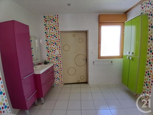 maison à vendre - 5 pièces - 134.89 m2 - DONVILLE LES BAINS - 50 - BASSE-NORMANDIE - Century 21 Royer Immo