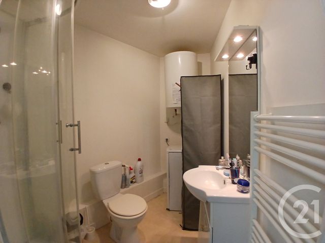 Appartement F1 à vendre - 1 pièce - 22.85 m2 - GRANVILLE - 50 - BASSE-NORMANDIE - Century 21 Royer Immo