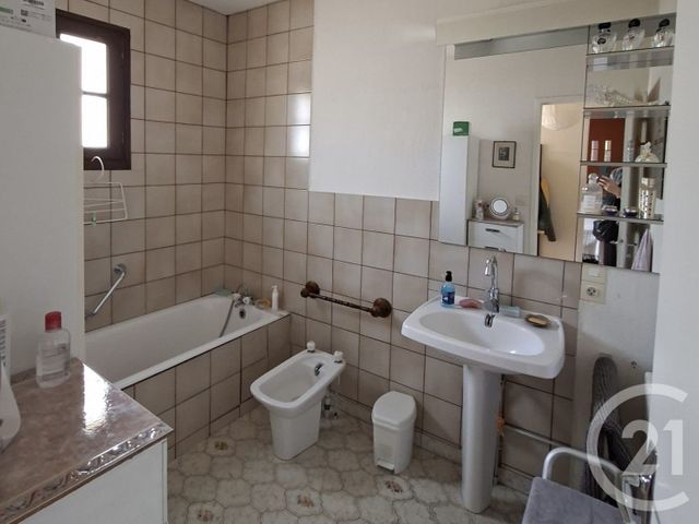 maison à vendre - 4 pièces - 115.0 m2 - JULLOUVILLE - 50 - BASSE-NORMANDIE - Century 21 Royer Immo
