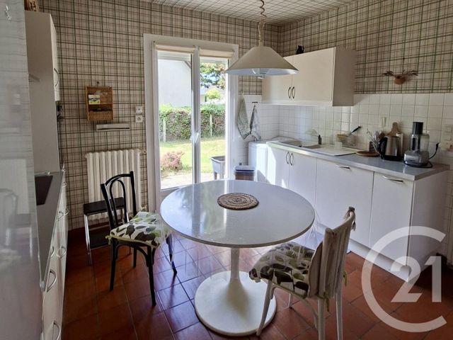 maison à vendre - 4 pièces - 115.0 m2 - JULLOUVILLE - 50 - BASSE-NORMANDIE - Century 21 Royer Immo