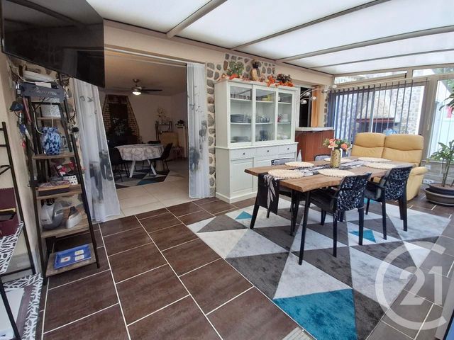 maison à vendre - 6 pièces - 135.0 m2 - JULLOUVILLE - 50 - BASSE-NORMANDIE - Century 21 Royer Immo