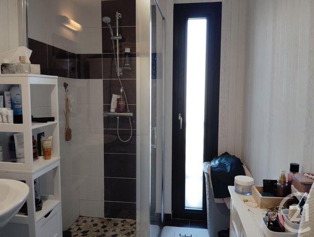 Appartement F3 à vendre - 3 pièces - 73.08 m2 - ST PAIR SUR MER - 50 - BASSE-NORMANDIE - Century 21 Royer Immo