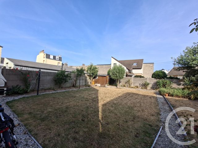 maison à vendre - 6 pièces - 146.41 m2 - GRANVILLE - 50 - BASSE-NORMANDIE - Century 21 Royer Immo