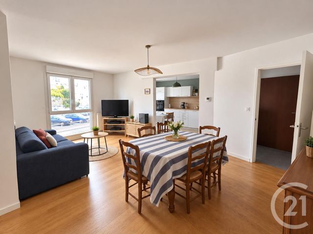 Appartement F2 à louer - 2 pièces - 62.12 m2 - GRANVILLE - 50 - BASSE-NORMANDIE - Century 21 Royer Immo