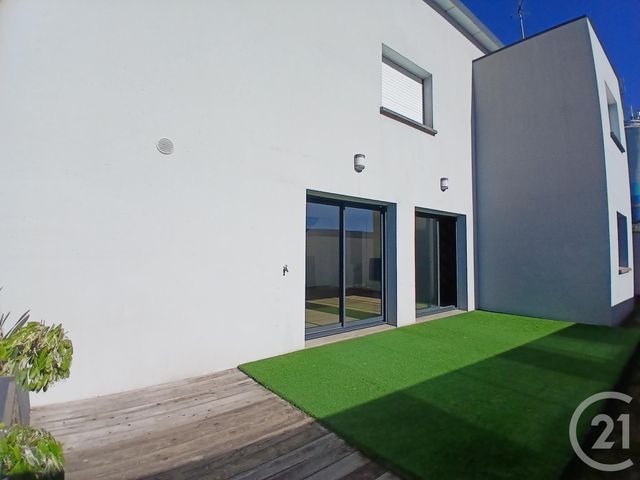 maison à vendre - 5 pièces - 126.0 m2 - DONVILLE LES BAINS - 50 - BASSE-NORMANDIE - Century 21 Royer Immo