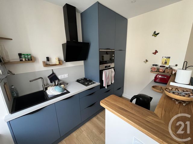 Appartement F2 à louer - 2 pièces - 40.0 m2 - GRANVILLE - 50 - BASSE-NORMANDIE - Century 21 Royer Immo