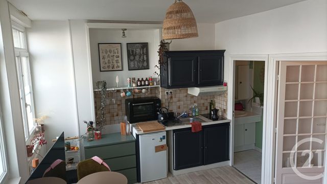 Appartement F1 à louer - 1 pièce - 28.0 m2 - GRANVILLE - 50 - BASSE-NORMANDIE - Century 21 Royer Immo