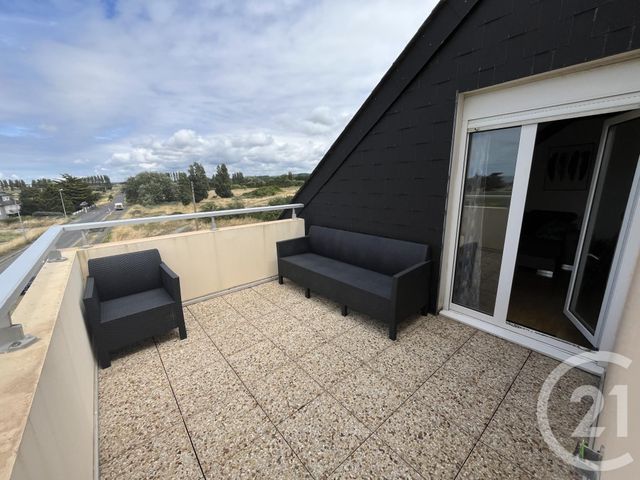 Appartement F3 à louer - 3 pièces - 49.0 m2 - DONVILLE LES BAINS - 50 - BASSE-NORMANDIE - Century 21 Royer Immo