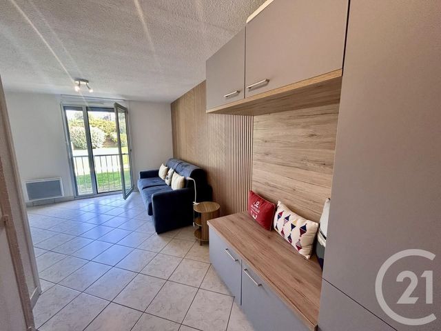 Appartement F1 à louer - 1 pièce - 20.98 m2 - JULLOUVILLE - 50 - BASSE-NORMANDIE - Century 21 Royer Immo